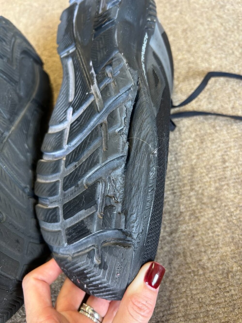 Brooks Adrenaline GTS 23 Black Running Shoes – Lightly Worn - Picture 7 of 9